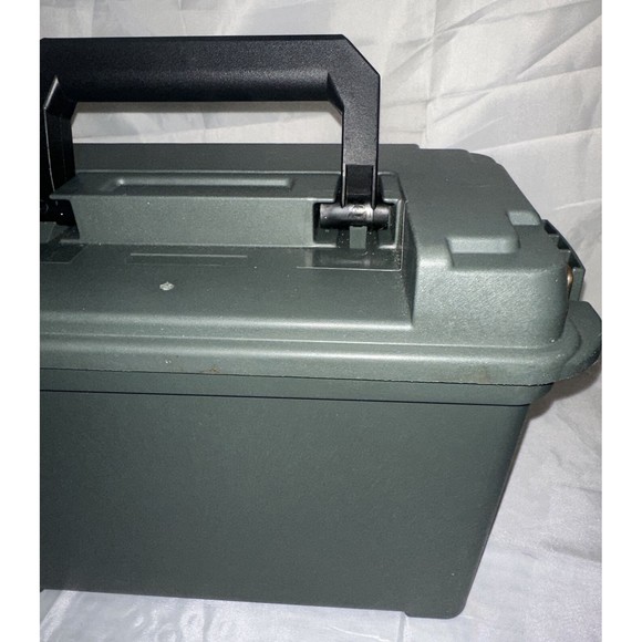 Cabela’s 3664 Plastic Dry-Storage Ammo Box/Can Tactical-Green flip top/ Good - Picture 11 of 16